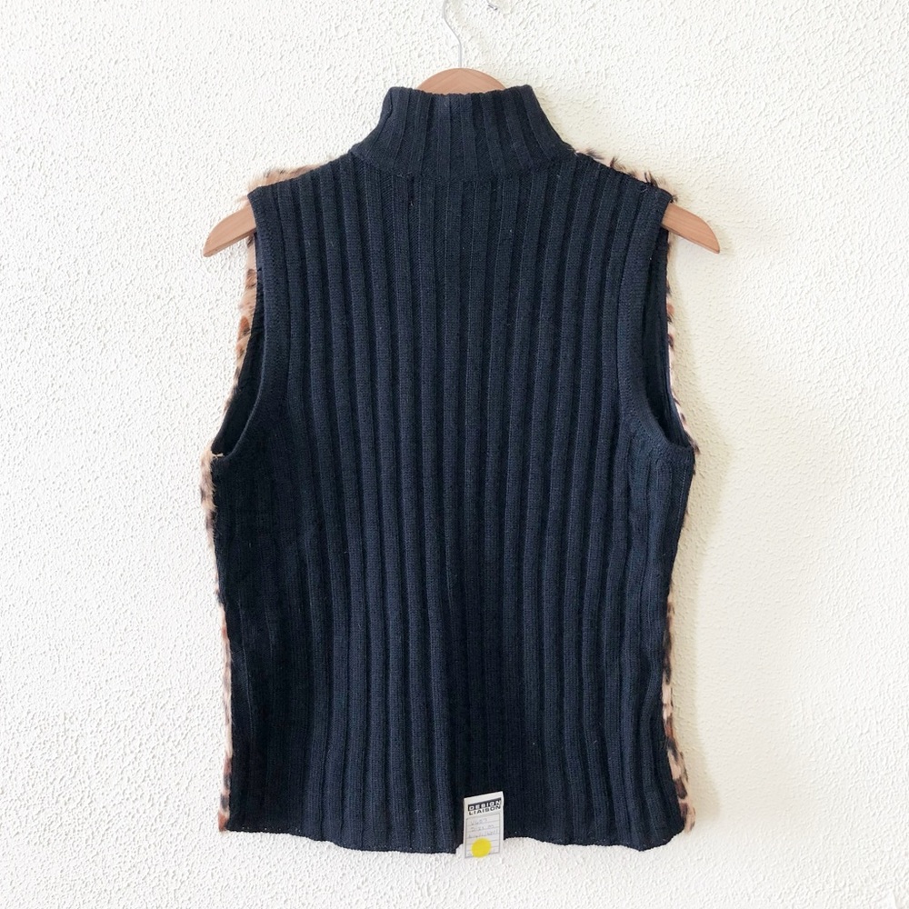 Double D Ranch Leopard Print Vest with Black Collar - Picture 3 of 4